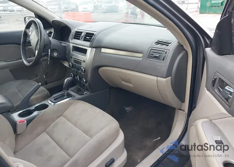 2011 Ford Fusion Hybrid from USA, damaged, VIN 3FADP0L33BR116627